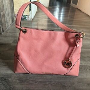 Micheal kors peach coral purse